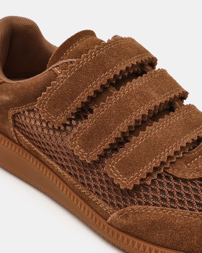 Sneakers Momentum-M BROWN